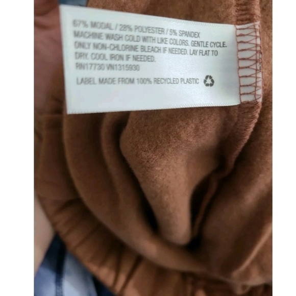 Women's Mid-Rise Straight Leg French Terry Pants xxl - Picture 2 of 6